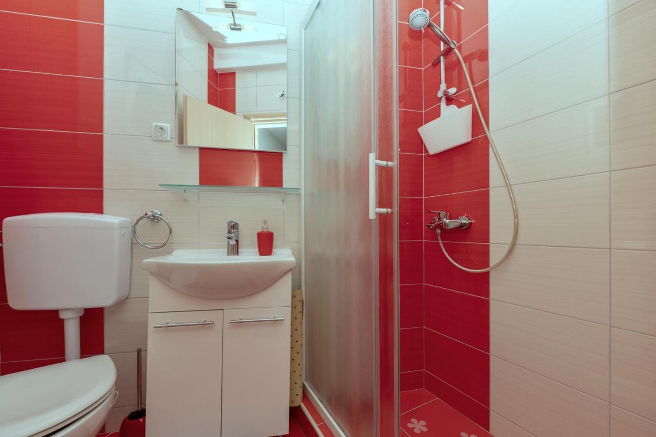 Apartman Karmen มาคาร์สกา ภายนอก รูปภาพ