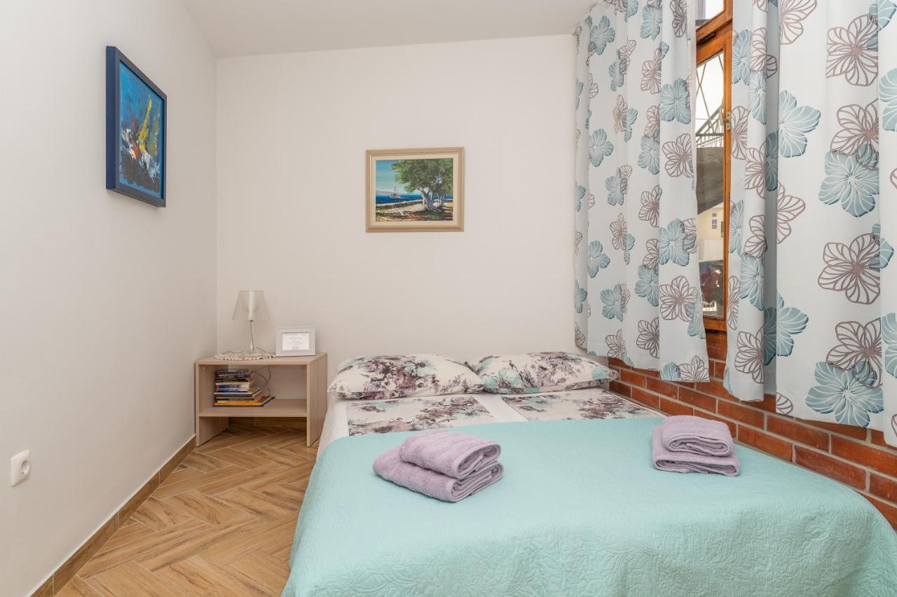 Apartman Karmen มาคาร์สกา ภายนอก รูปภาพ