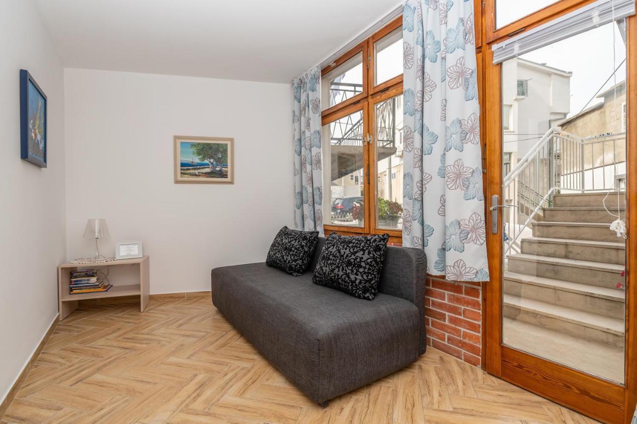 Apartman Karmen มาคาร์สกา ภายนอก รูปภาพ