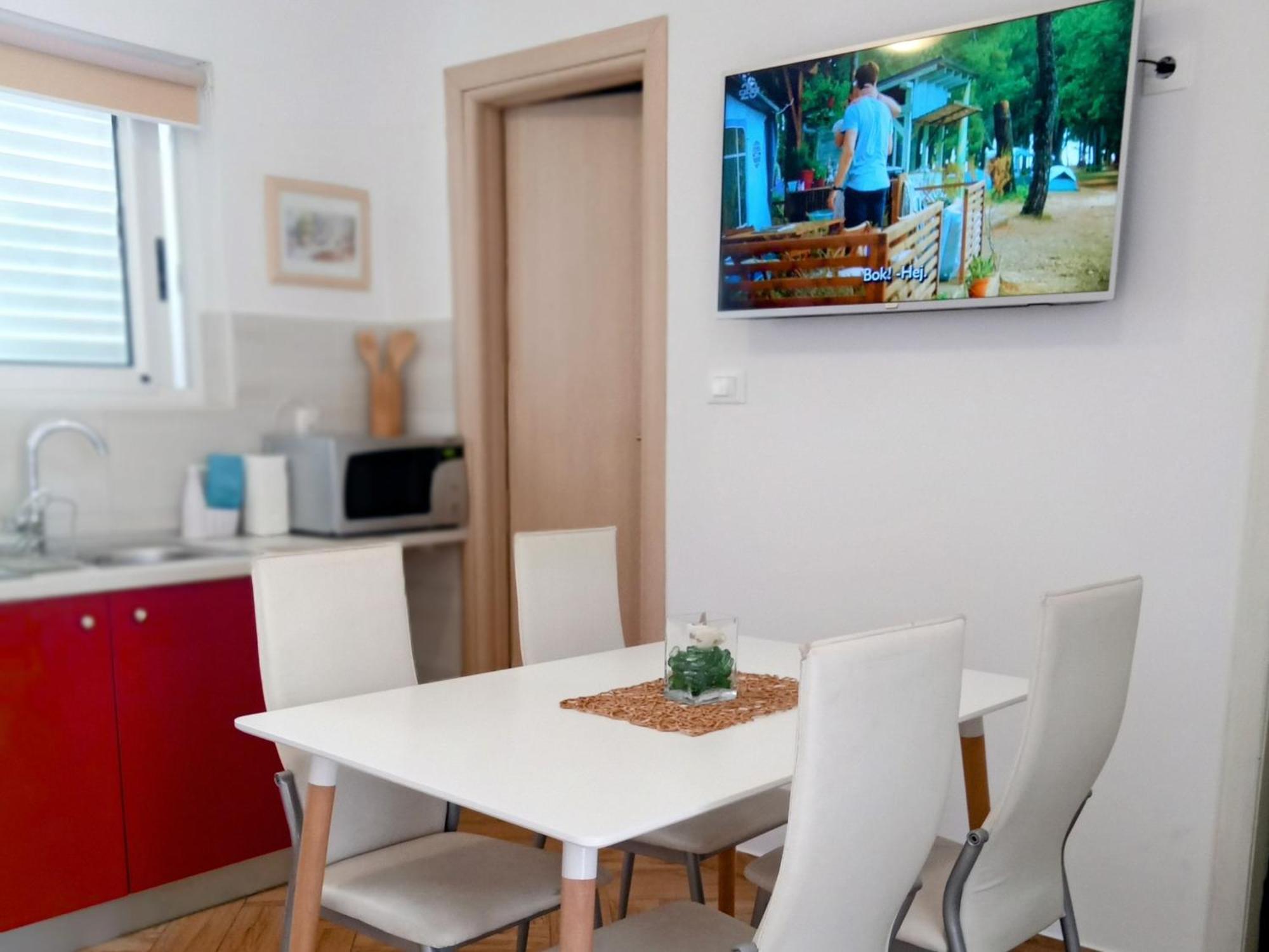Apartman Karmen มาคาร์สกา ภายนอก รูปภาพ